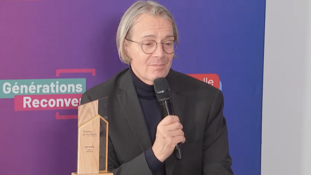 À 61 ans, Olivier Bazin quitte l’optique pour devenir fleuriste et transformer sa passion pour les fleurs en nouveau projet professionnel.